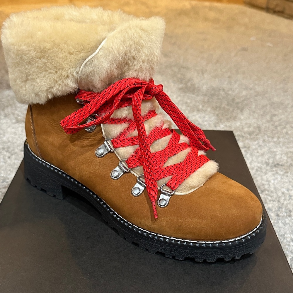J Crew Women's Tan and Red Shearling Boots NWT